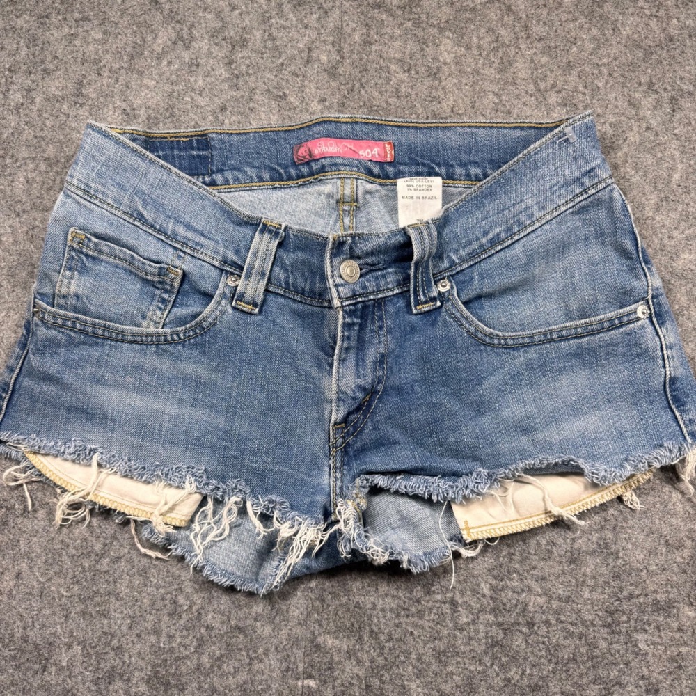 Levis 504 Slouch Straight Denim Shorts Medium Wash Cut Off Frayed Hem Size 7M JR